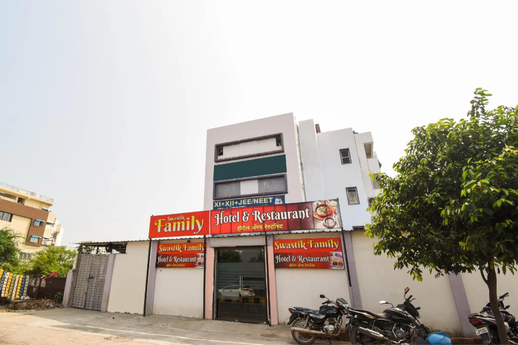 Hotel O Swastik