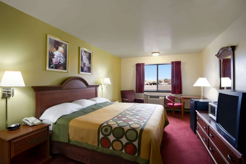 Super 8 by Wyndham Eau Claire WI