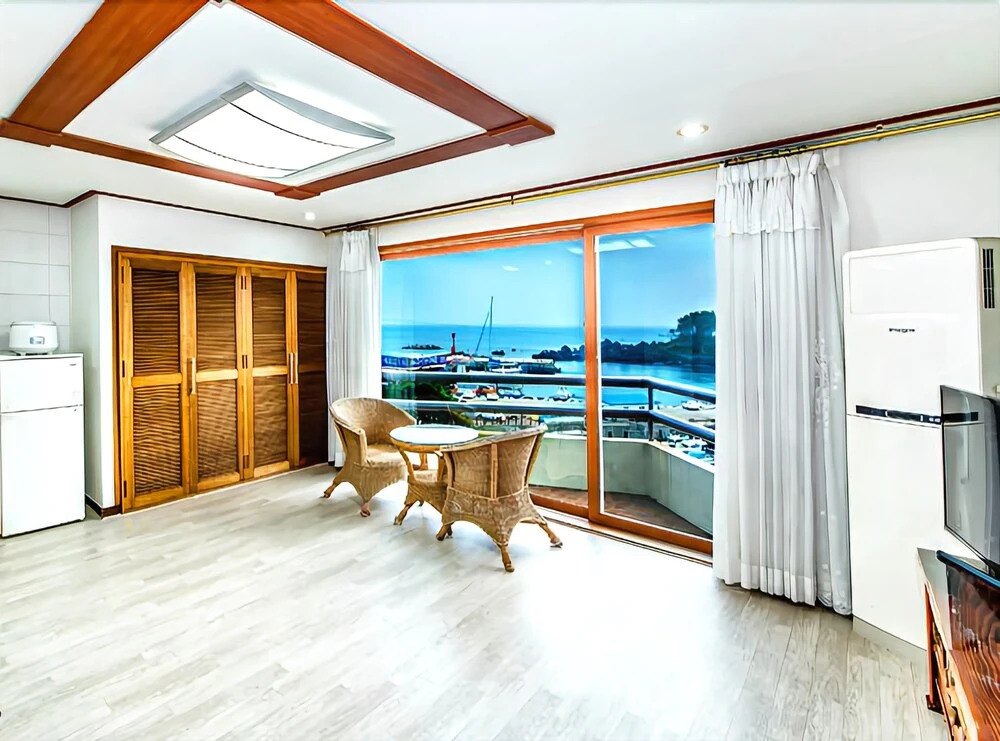 Jeju Dongsan Nara Pension