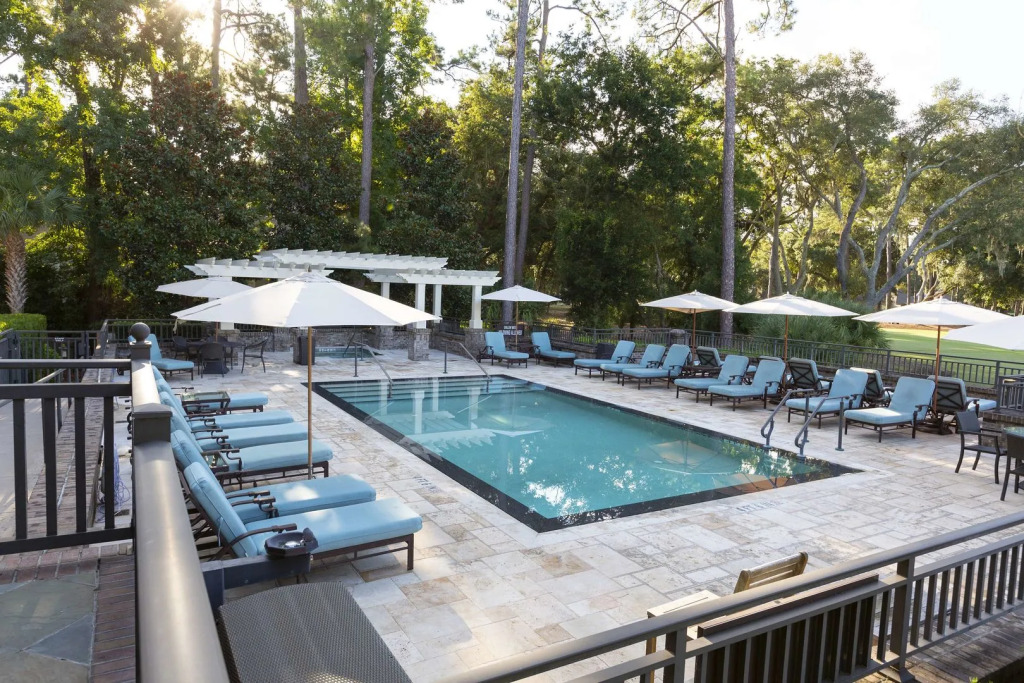 Inn and Club at Harbour Town