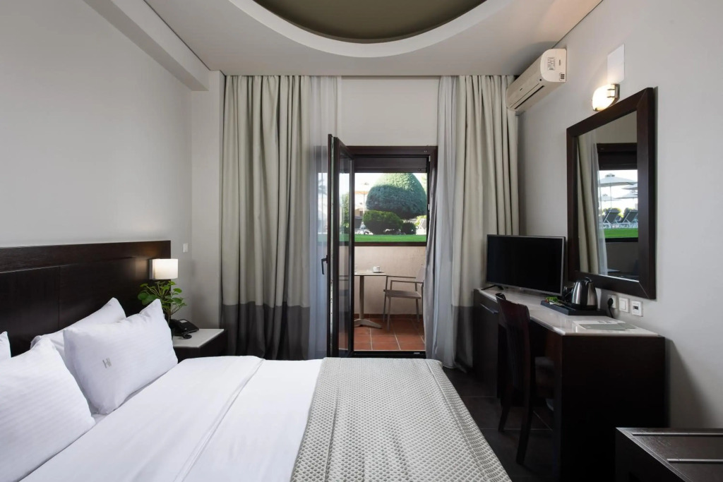 Heaven Hotel