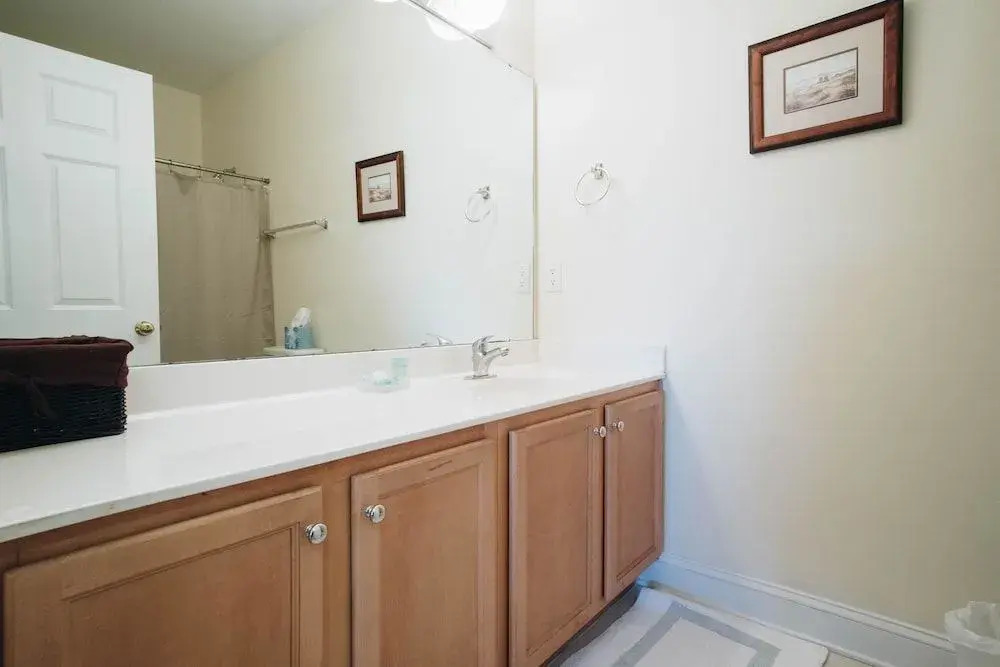 2nd North Condo 311 by RedAwning