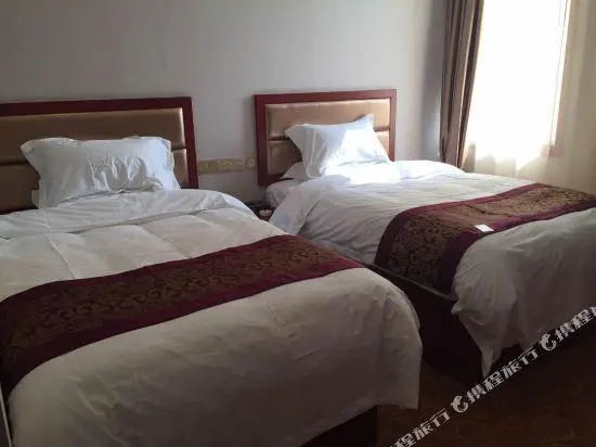 Yijia Hotel