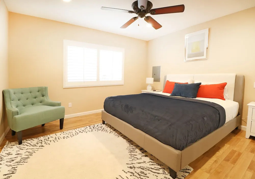 Travel District Burbank Private House