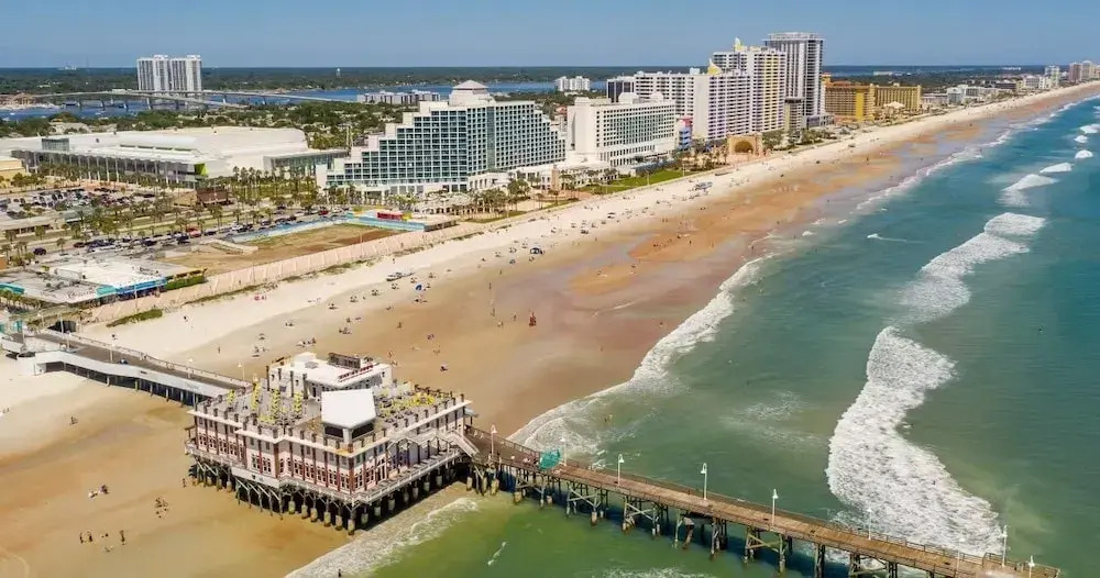 Surfside Siesta on the Strip
