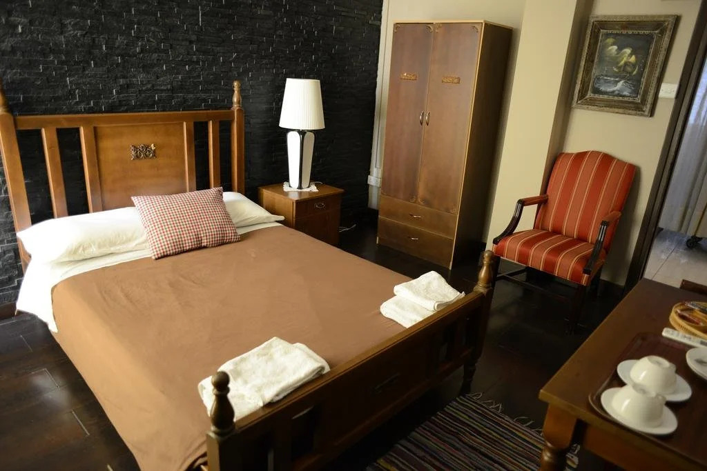 Kipros Accommodation