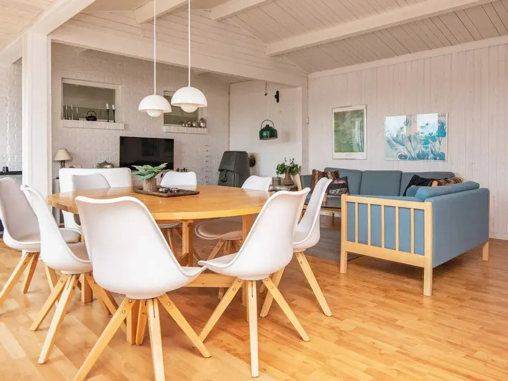Sunny Holiday Home in Ebeltoft near Sea