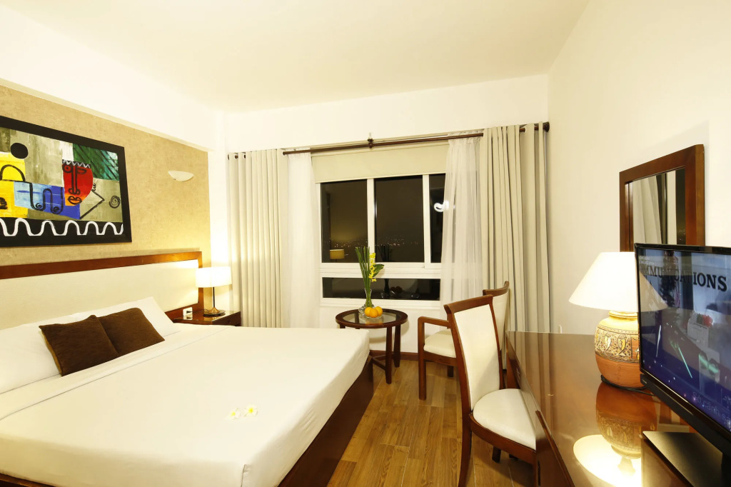 Starlet Hotel