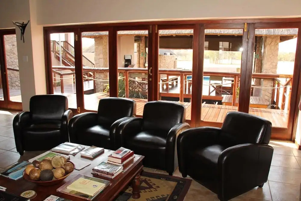 7th Hole Golf Lodge