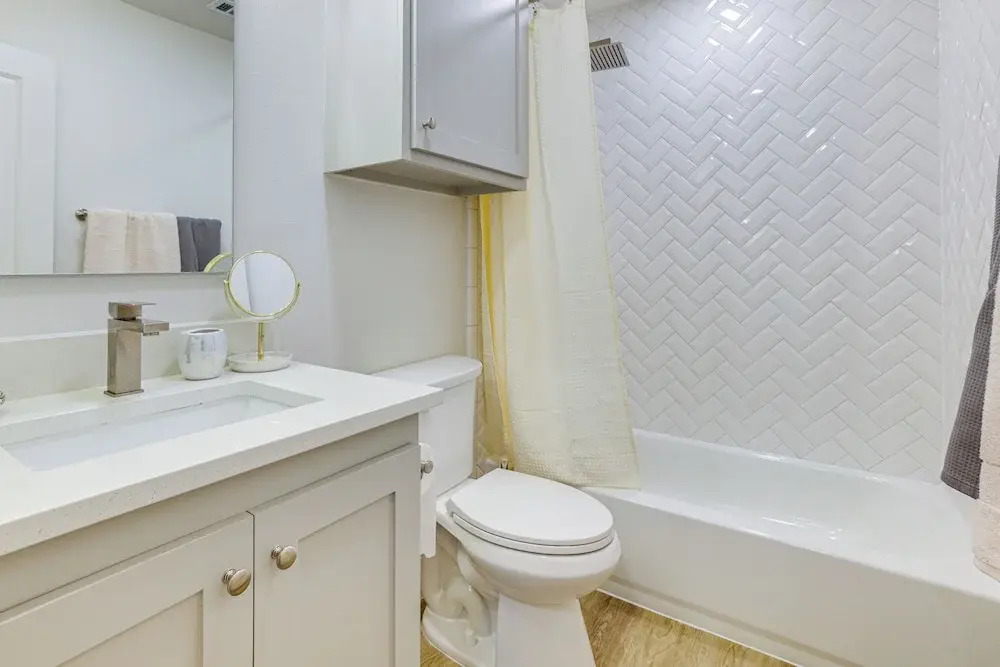 Great for Travel Nurses: 2BR East Dallas Townhome!