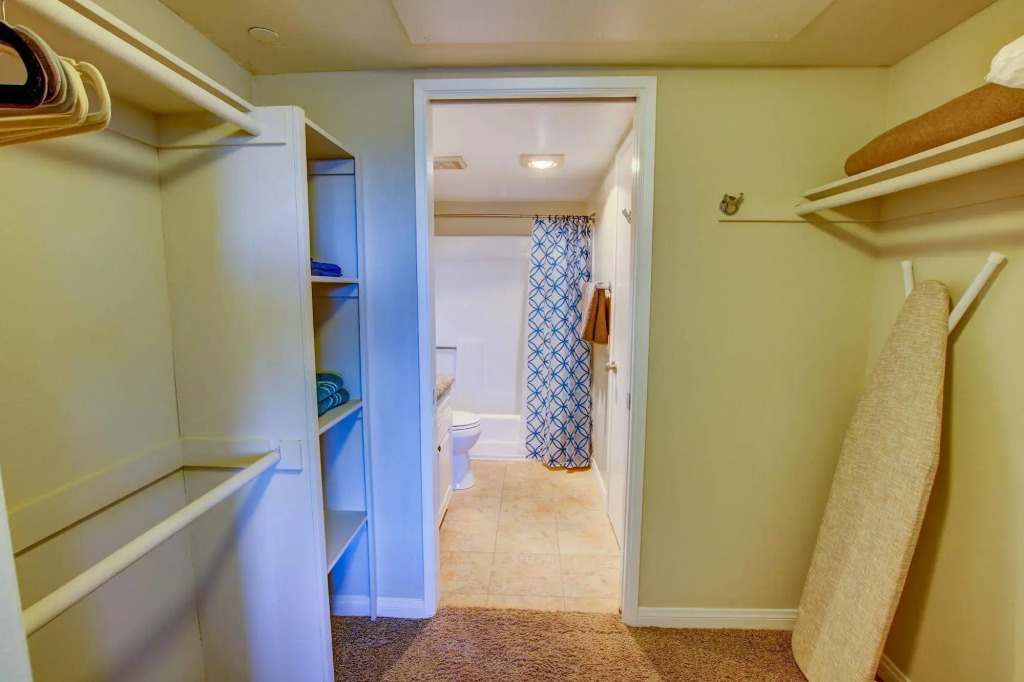 Sunshine Suites at Hillcrest