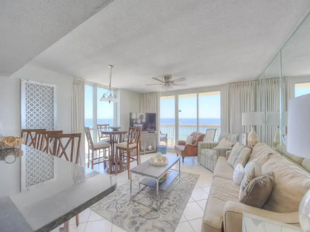 Pelican Beach Resort 0801