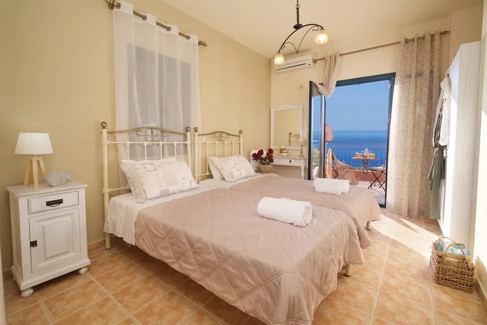 Trapezaki Villas