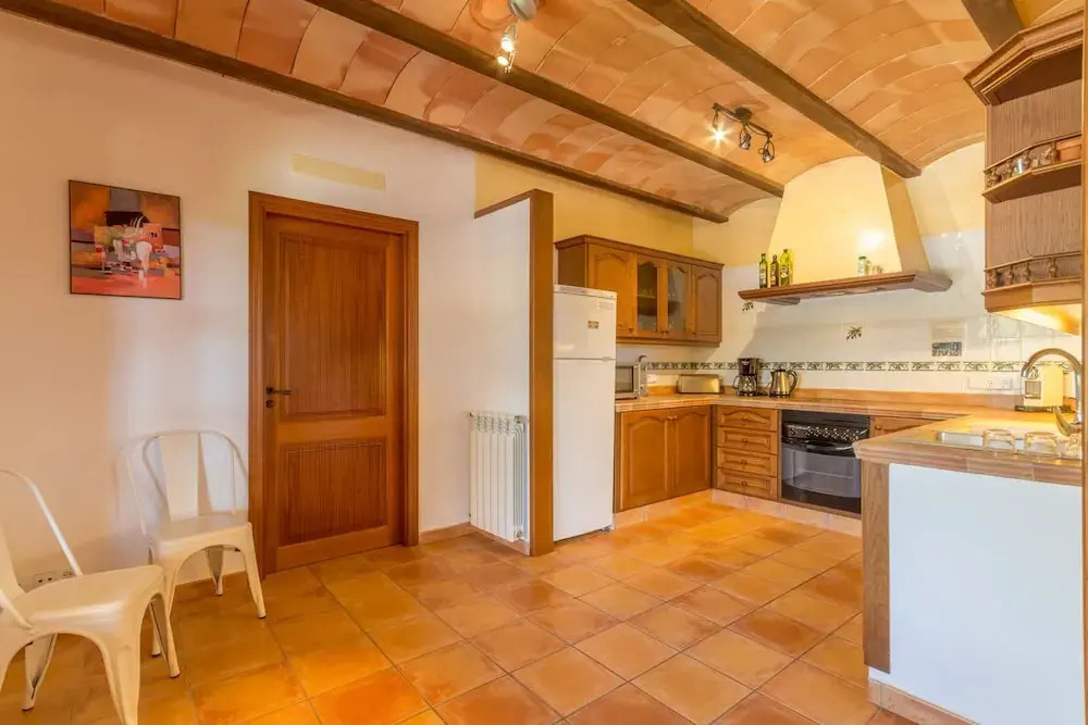 Can Revell villa with Pool & Jacuzzi