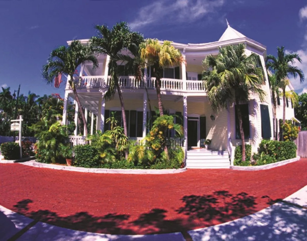 La Pensione Inn - Adult Exclusive