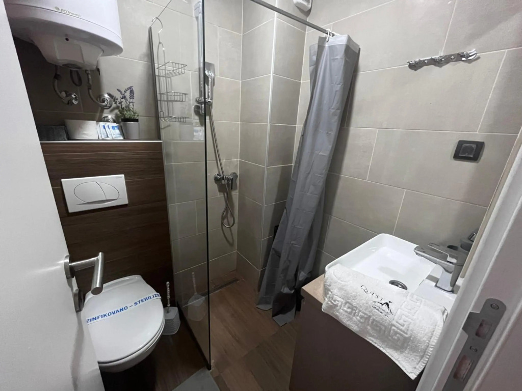 Milmari P74, Quest apartmani, Kopaonik
