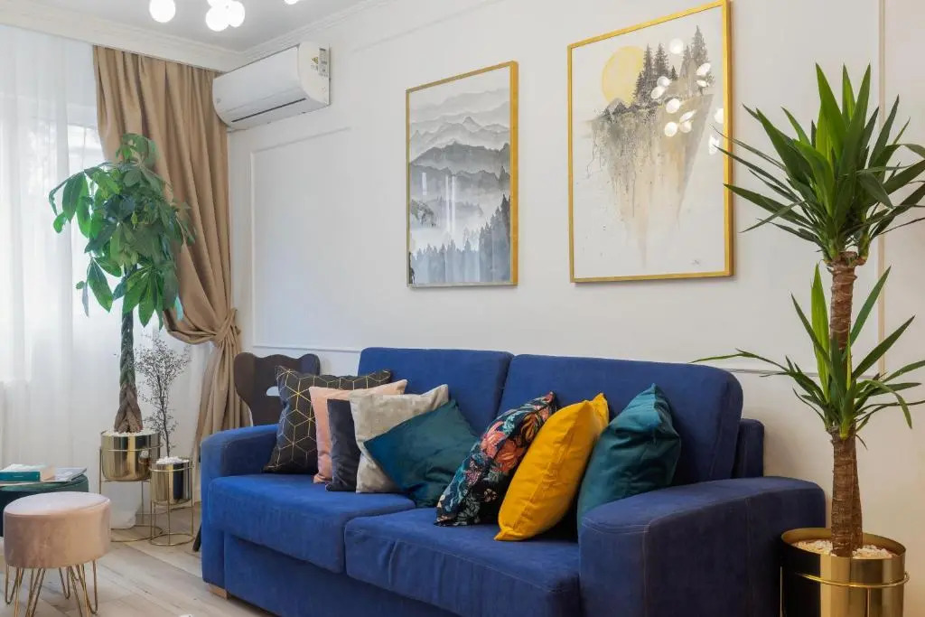 Contemporary 3-Bedroom Lofts - Modern Touches Meet Classic Elegance by Calea Victoriei