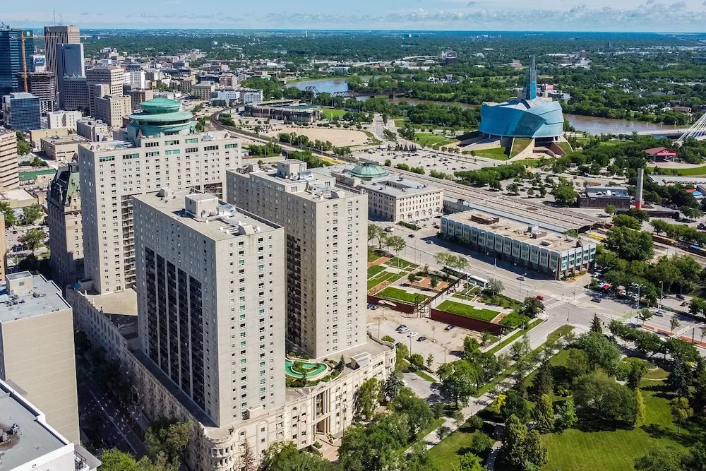 Fort Garry Place Furnished Suites