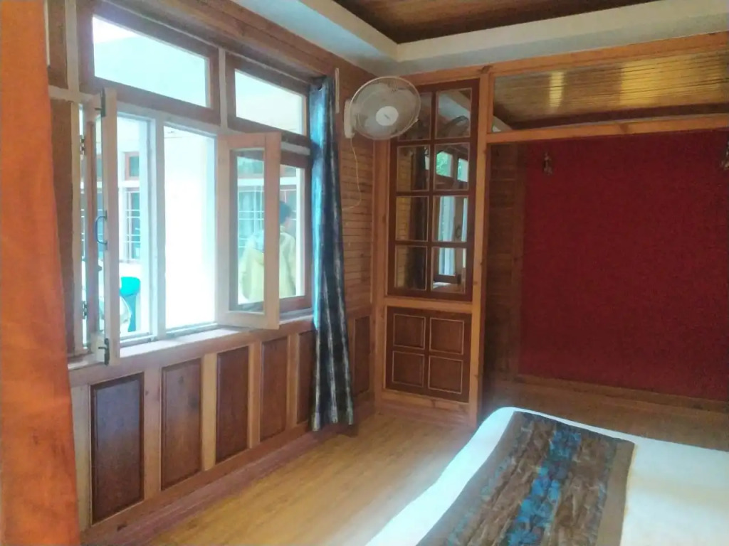 Hotel Aroma Nainital