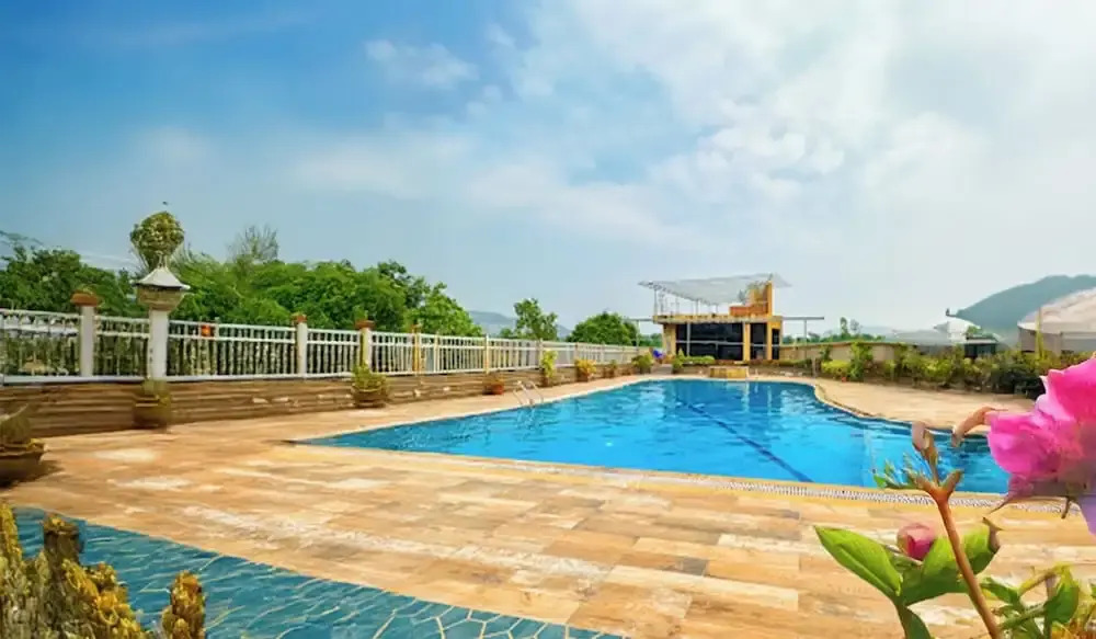 The Byke Select Majestic Meadows - Pan India Pure Veg Hotel Chain