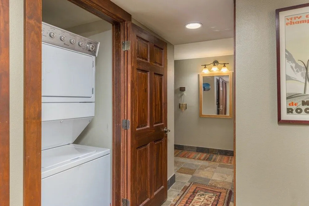 Decatur #1787 - 4 Br Condo