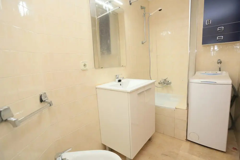 Apartamento Moderno Para 6 Personas en Salou