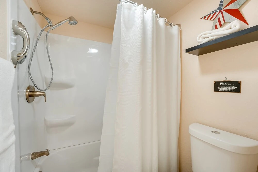 Branson Vacation Rental w/ Loft ~ 4 Mi to Downtown