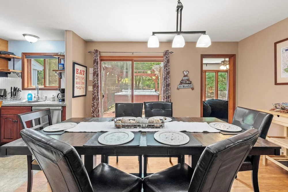 Poconos Escape w/ Game Room, Poker Loft, Fire Pit + Spacious Deck