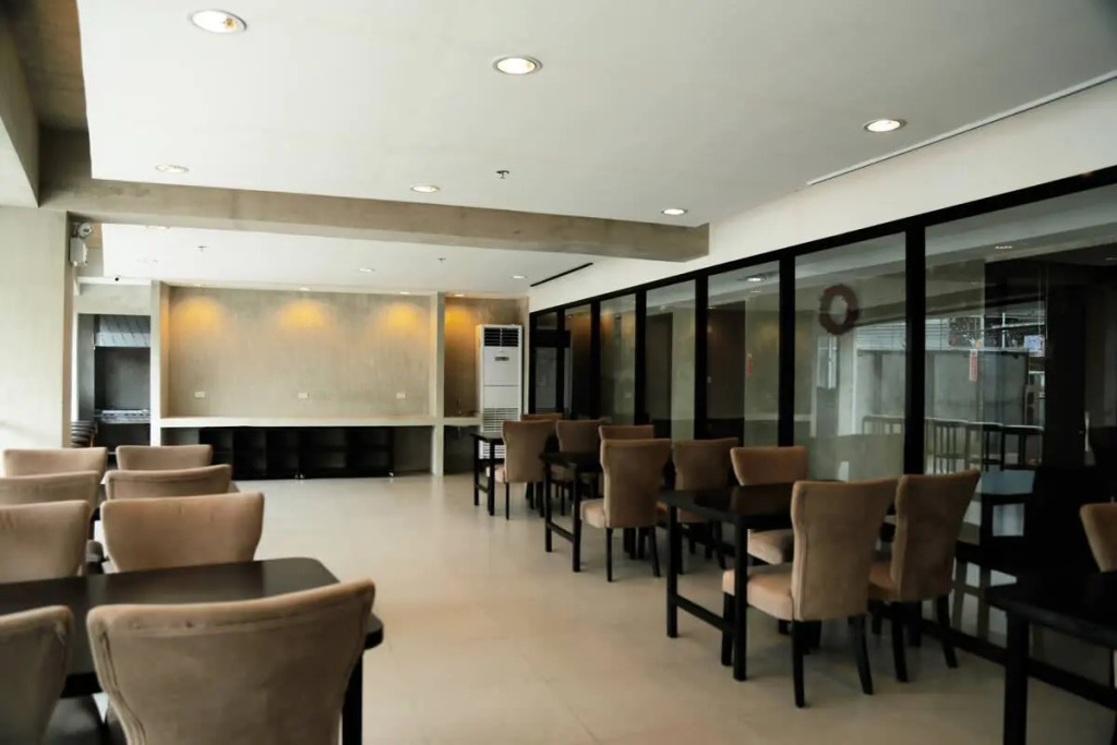 Asog County Hotel