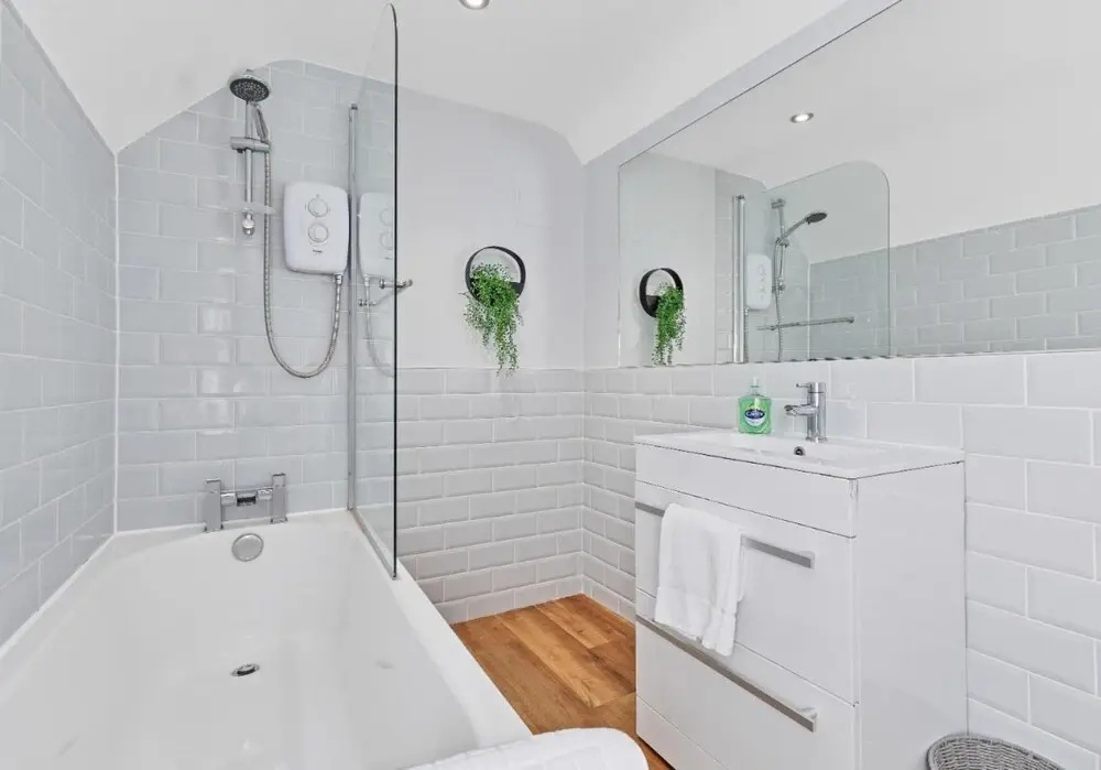 Valley Gardens View - City Centre One Bedroom Apartment