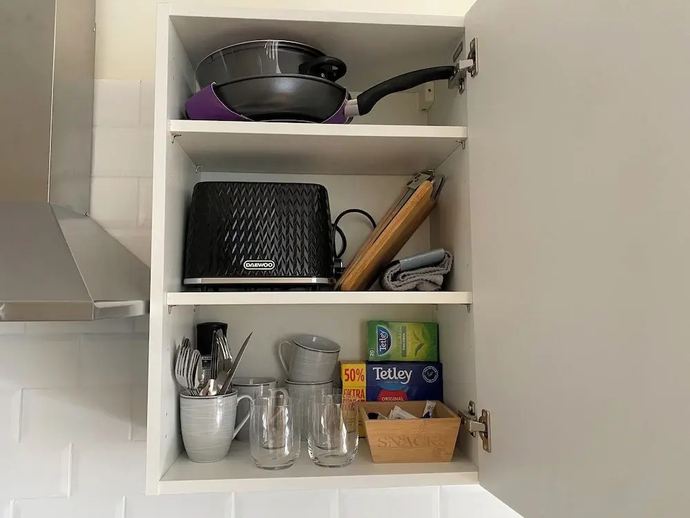 Apartment Sleeps 4, Free Parking, Pets Welcome
