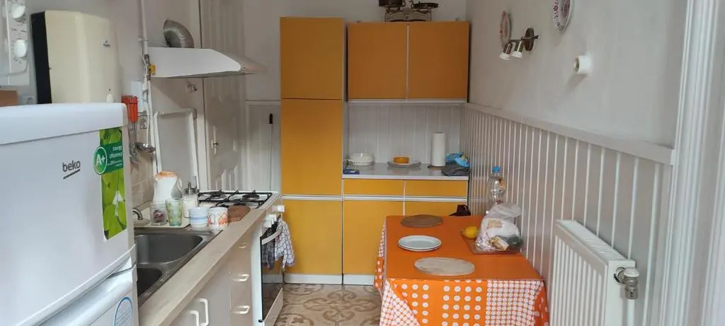 Júlia Apartman.