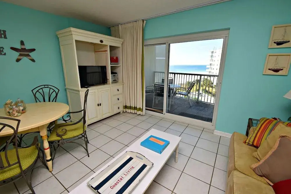 Tradewinds 507 2 Bedrooms 2 Bathrooms Condo