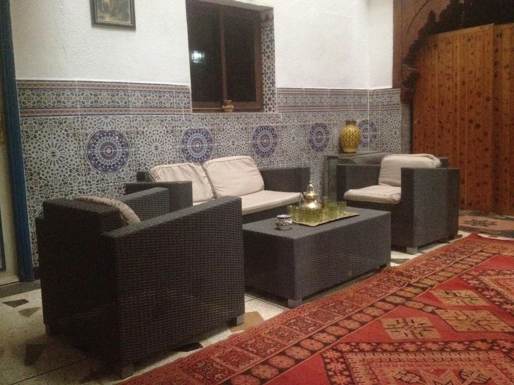 Hotel Tiout