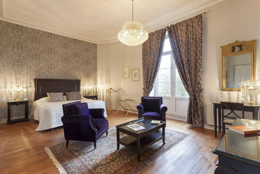 Grand Hôtel "Château de Sully" - Piscine & Spa -Teritoria