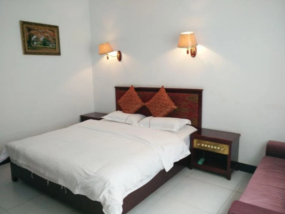 Emei Esheng Hotel