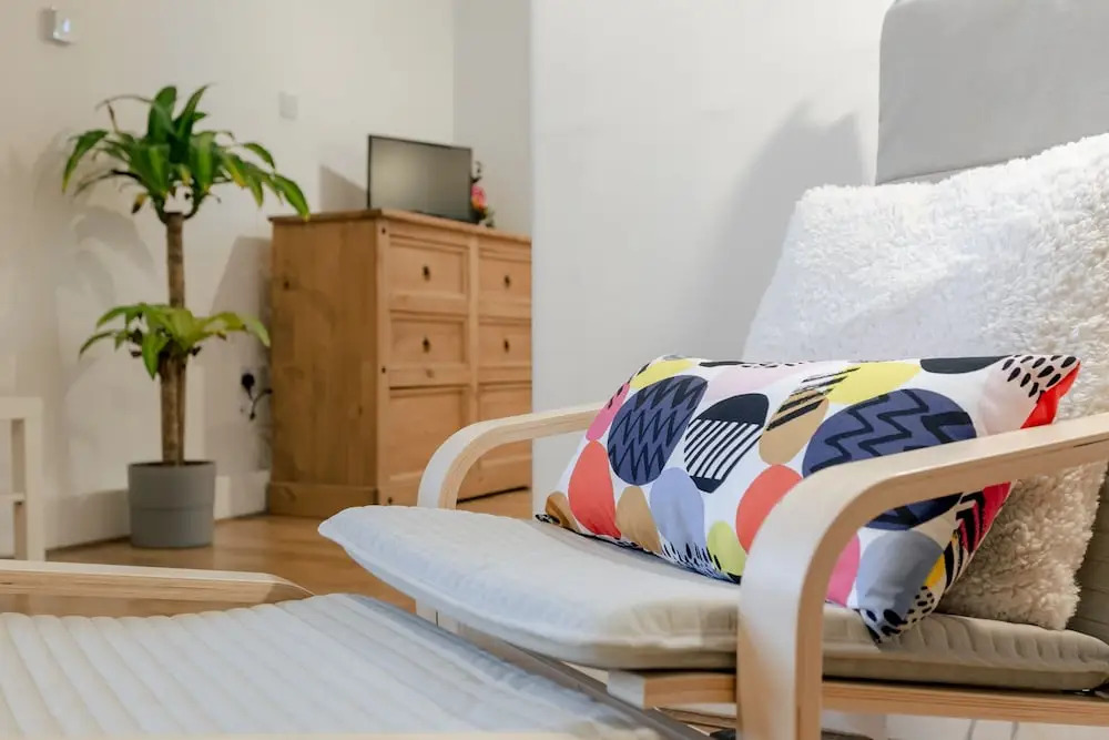 2 Bedroom Apartment in Wapping