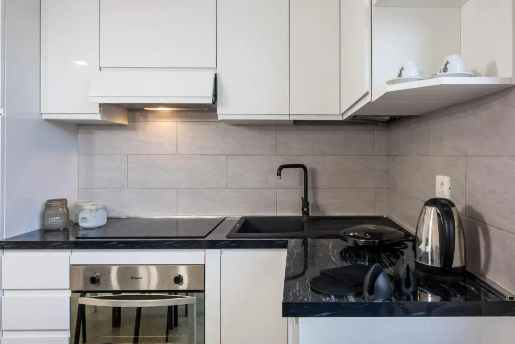 GuestHost - Santo Stefano di Magra Modern Apartments