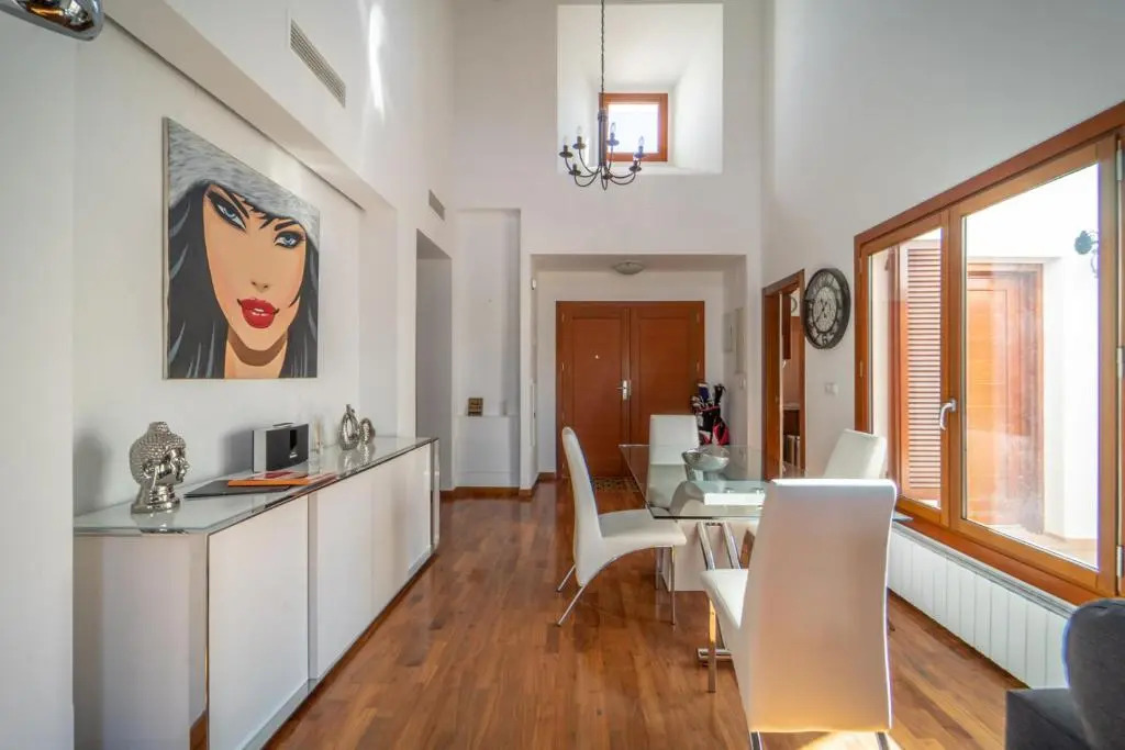 Stunning Villa with Private Heated Pool - RI25EV