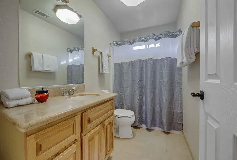 Prasad Retreat - Sunny Home W/ Deck & Air Hockey 3 Bedroom Home by Bear Valley Vacation Rentals