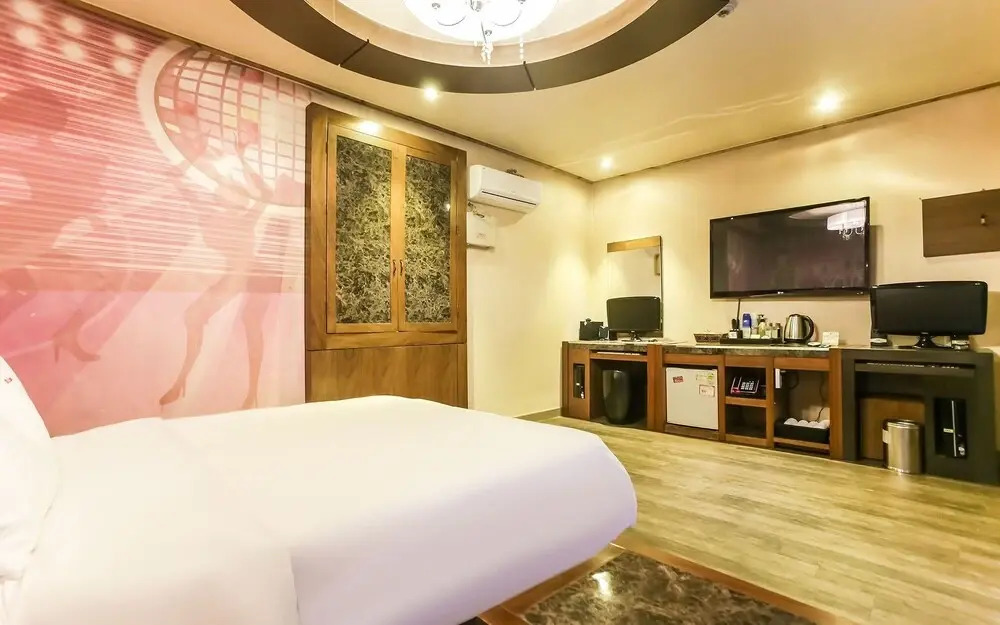 Hotel MI