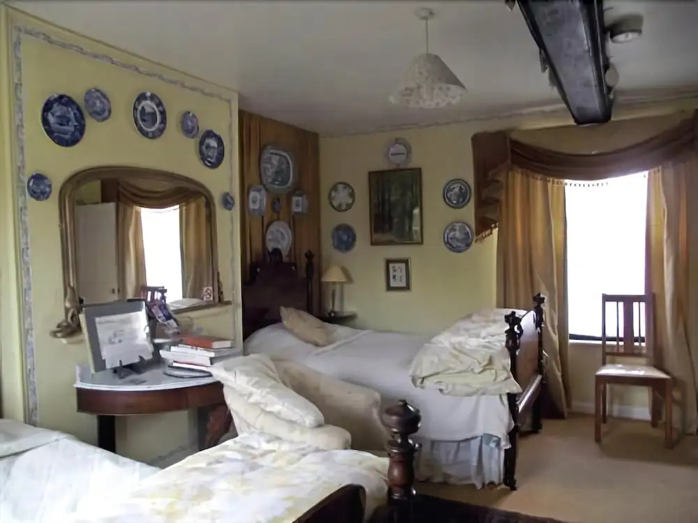 Ravenstone Guest House
