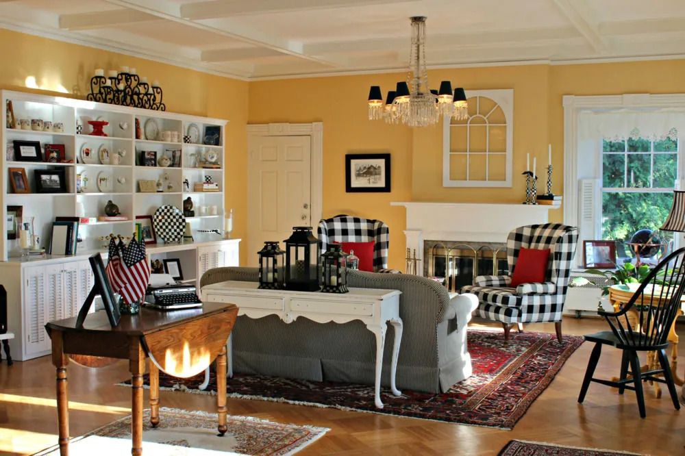 1837 Cobblestone Cottage
