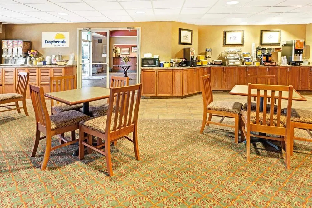 Days Inn Wellington Fort Collins Area