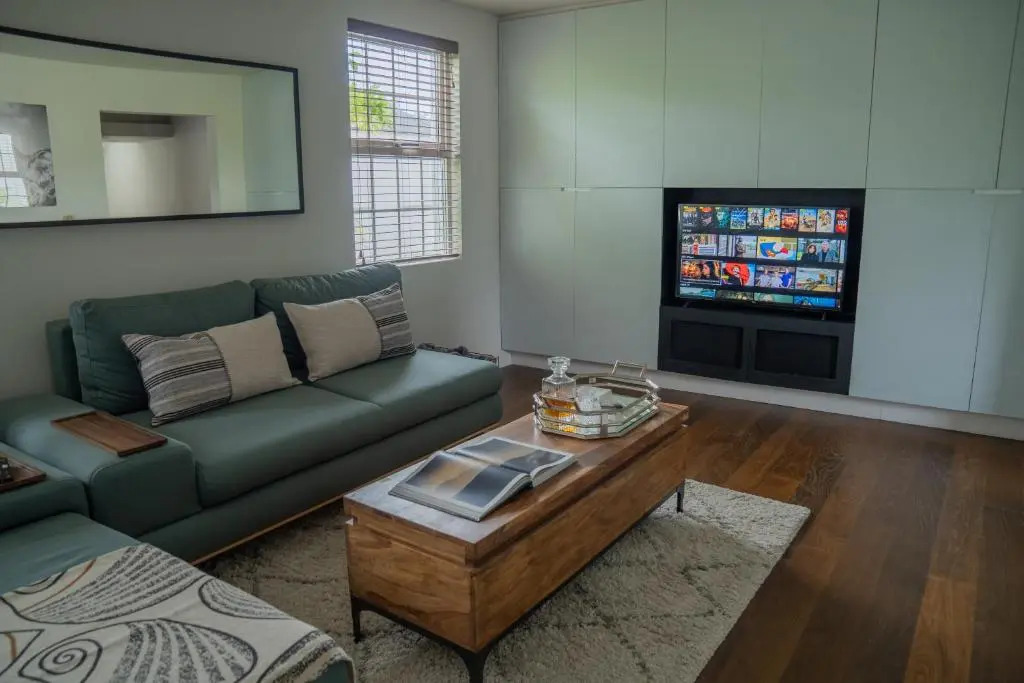No 33 Stylish and Modern 1 Bed Apartment