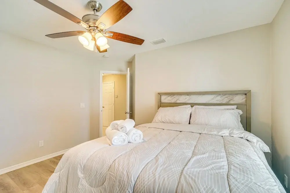 Canal-view Home w/ Grill in Cape Coral!