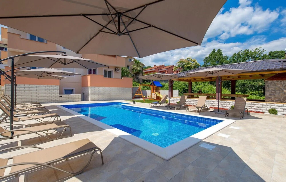 Amazing Apartment in Opric With Outdoor Swimming Pool, Wifi and 1 Bedrooms
