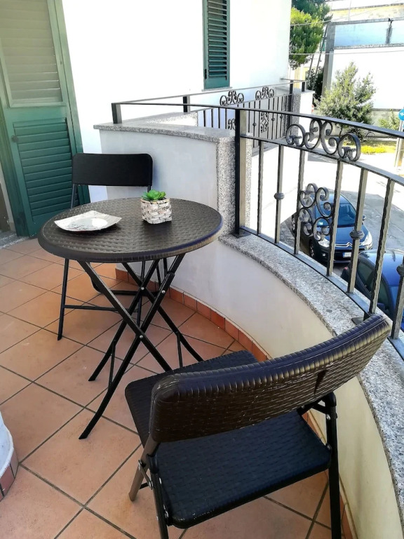 Bright apartment a few km from the sea