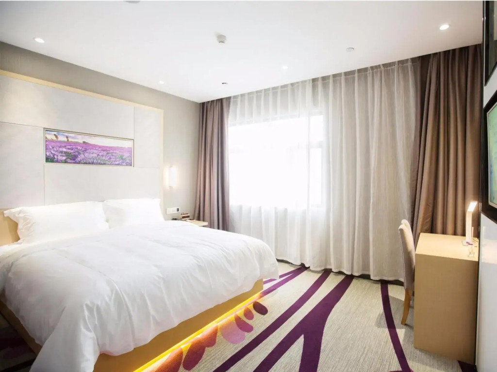 Lavande Hotels (Chengdu Xihe Bolin Square)