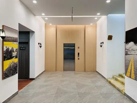 Guangyue Zhen Hotel